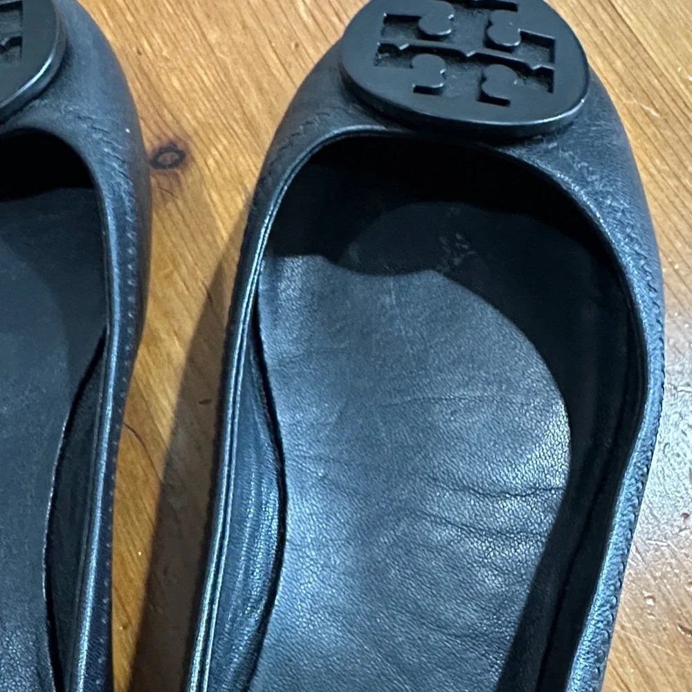Tory Burch Black Leather Flats with Logo Size 5.5